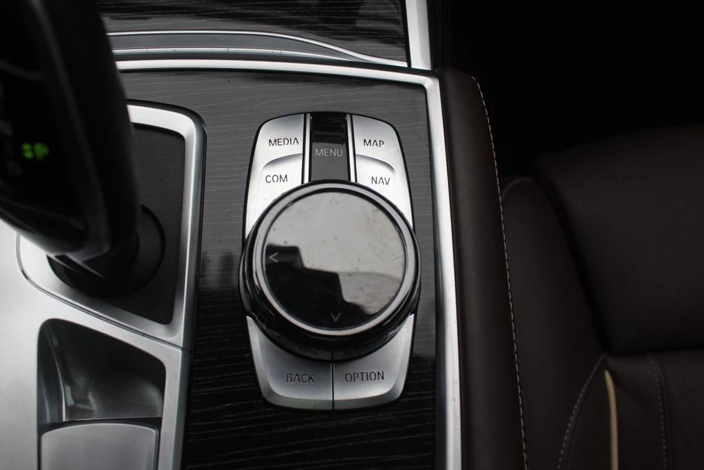 BMW 7 Serie – foto 31