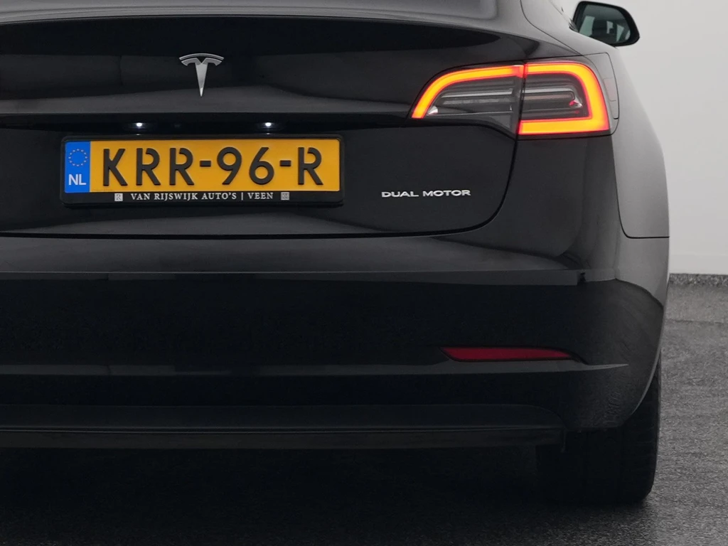 Tesla Model 3 – foto 8