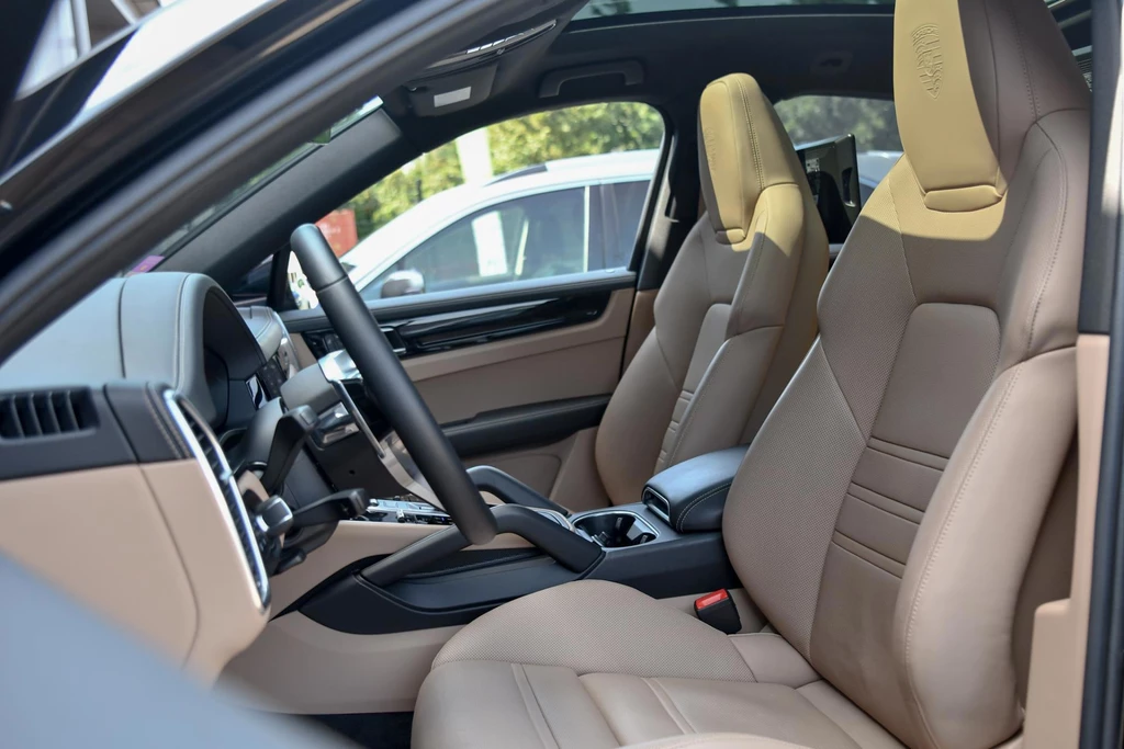 Porsche Cayenne – foto 15