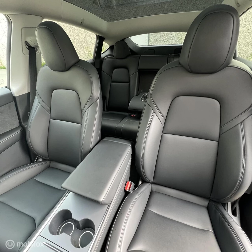 Tesla Model Y – foto 13