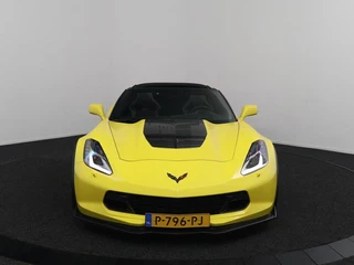 Chevrolet Corvette – thumbnail 20