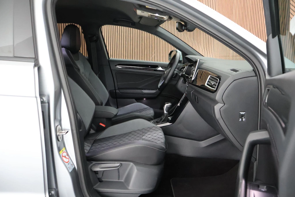 Volkswagen T-Roc – foto 13
