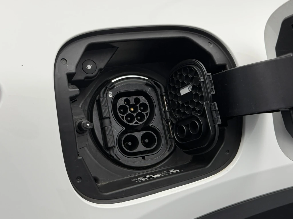 Mercedes-Benz EQA – foto 18