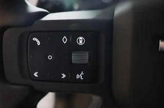Land Rover Defender – thumbnail 24