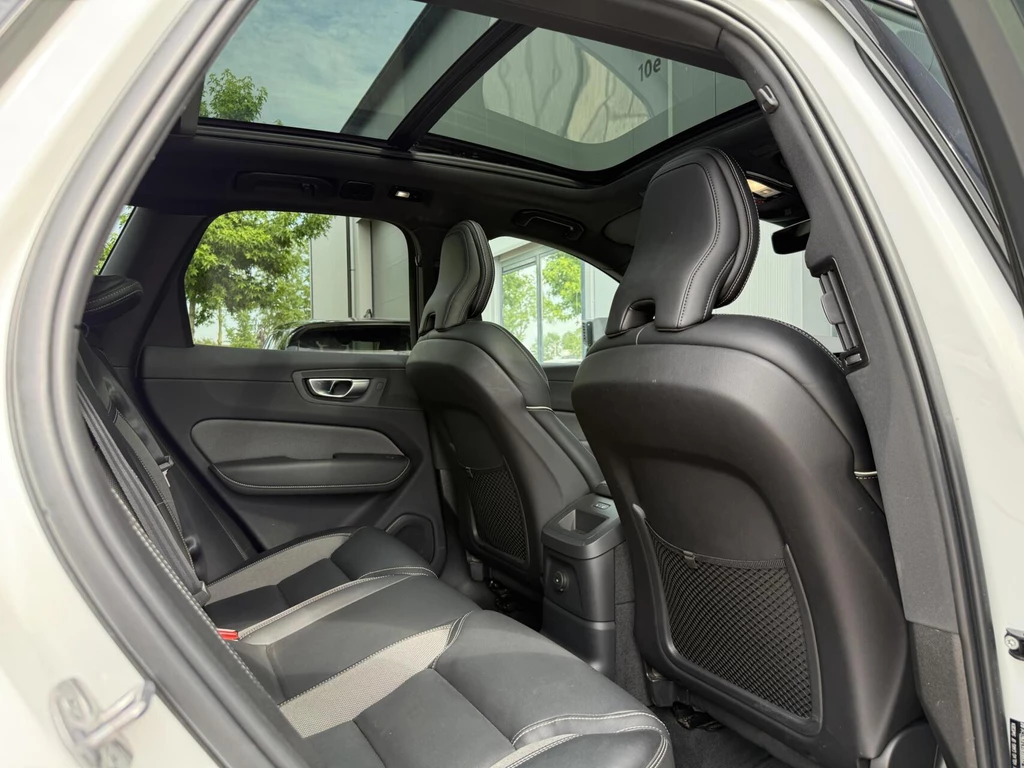 Volvo XC60 – foto 18