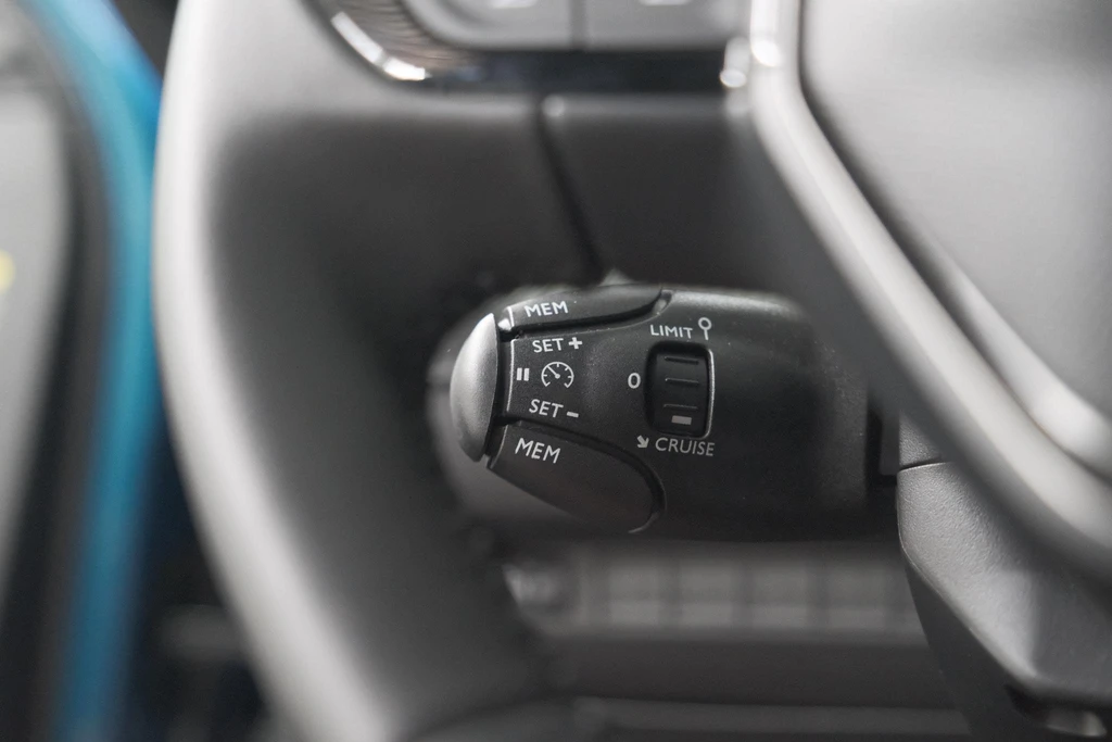 Peugeot e-2008 – foto 15
