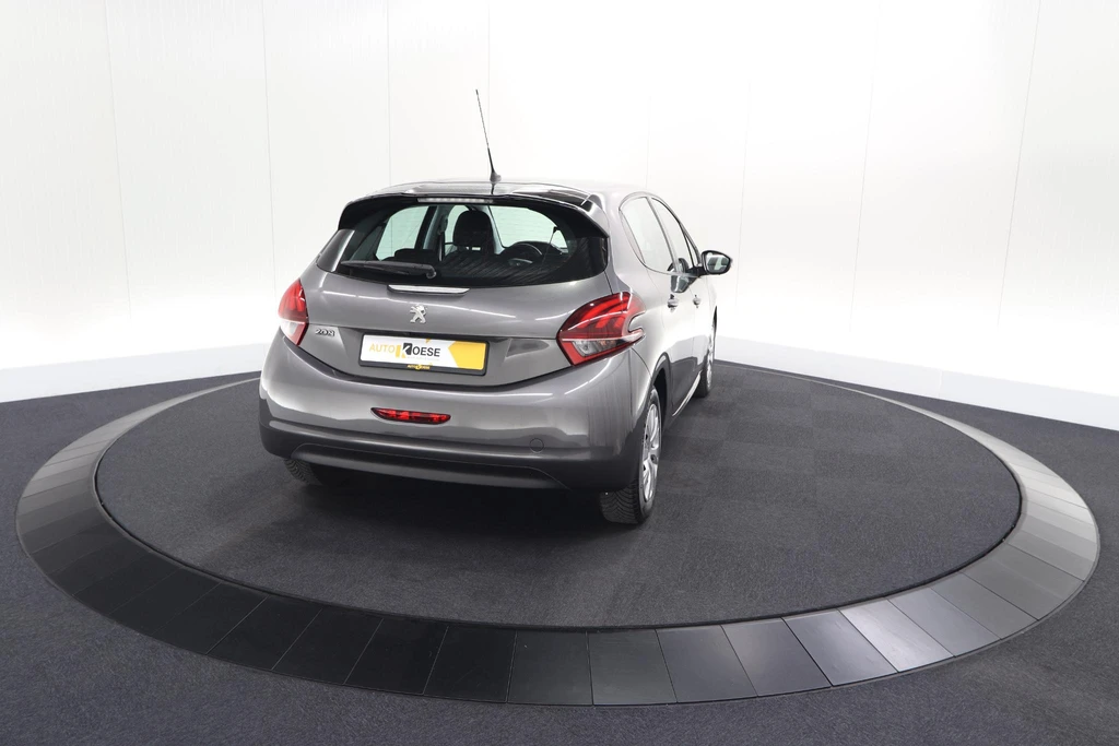 Peugeot 208 – foto 9