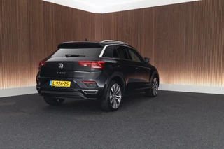Volkswagen T-Roc – thumbnail 4