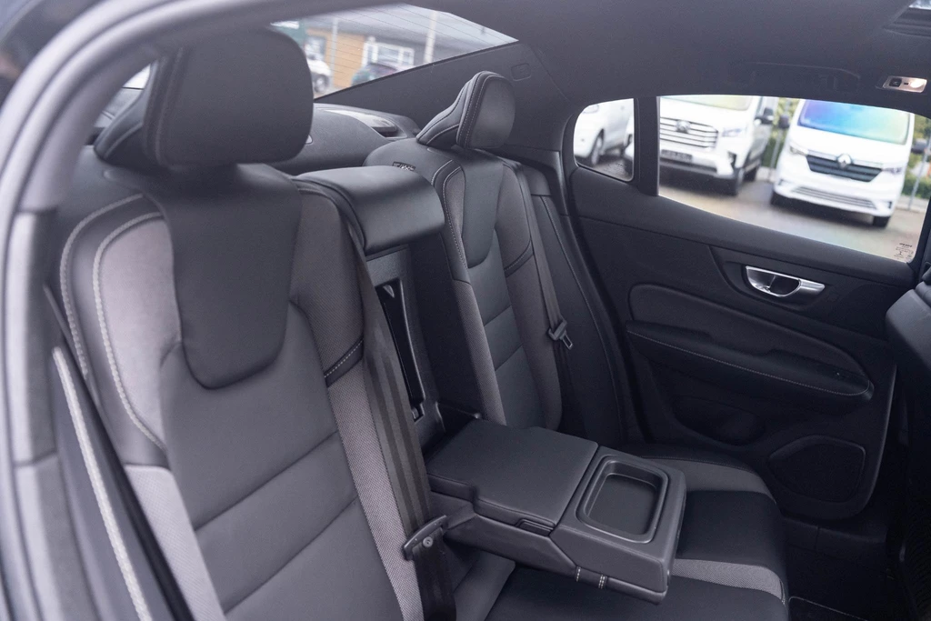 Volvo S60 – foto 36