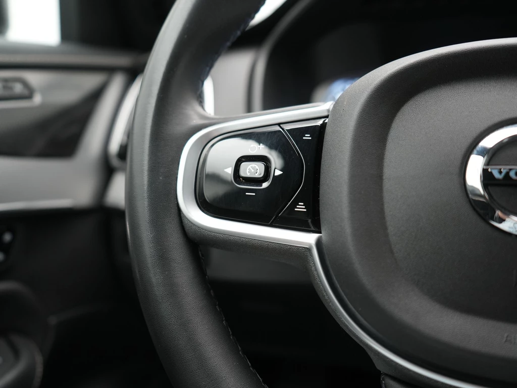 Volvo XC90 – foto 35