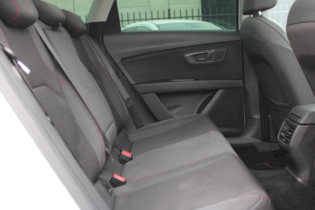 SEAT Leon – foto 16