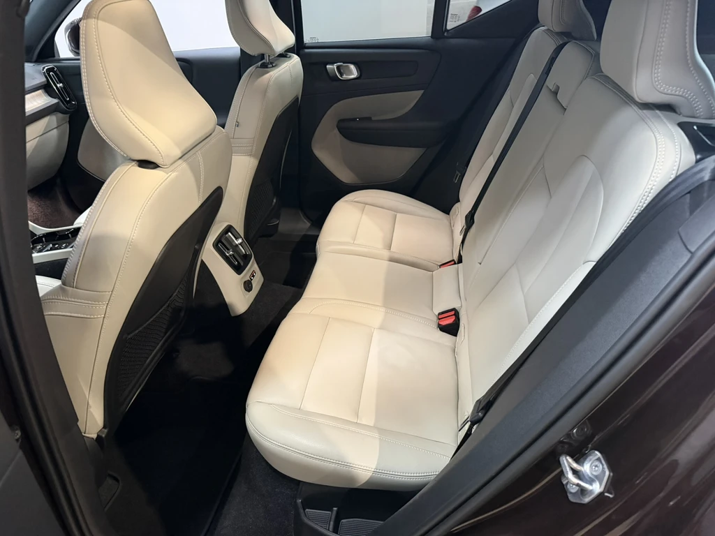 Volvo XC40 – foto 32