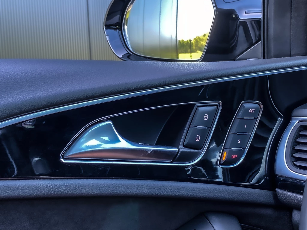Audi S6 – foto 55