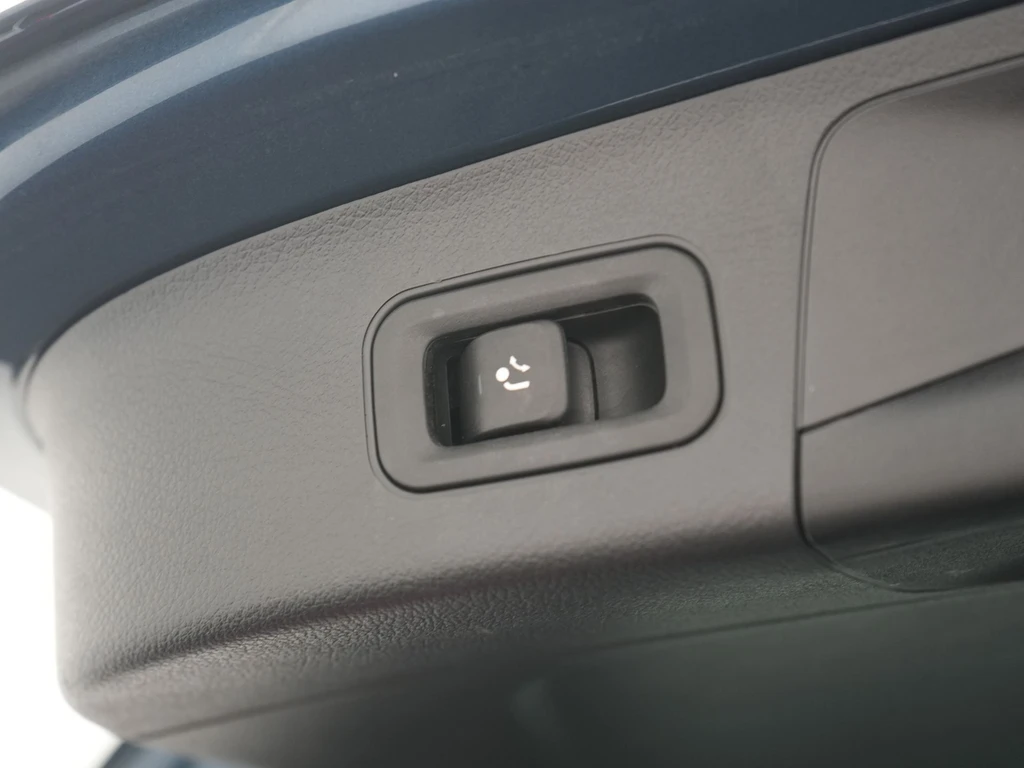 Mercedes-Benz EQA – foto 21
