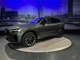 Volvo XC60 – thumbnail 2