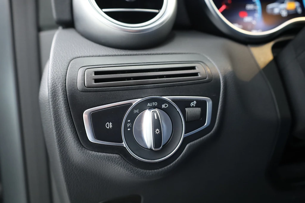 Mercedes-Benz GLC – foto 20