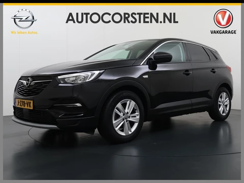 Opel Grandland X T131PK Trekh. Navi Apple Carplay Android 1/2 Leer AGR-Stoel Cruise Control Pdc ECC Ergocomfort Stoel Business Executive Lmv Privacy Glas Led DAB+ Regen-Lichtsensor Lane Assist 1.400KG Trekgewicht 1e Eigenaar Origineel Nederlandse Auto € 34.000