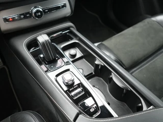 Volvo XC90 – thumbnail 38