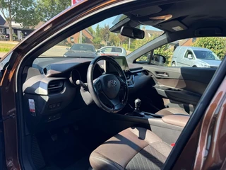 Toyota C-HR – thumbnail 15
