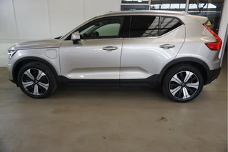 Volvo XC40 – thumbnail 4