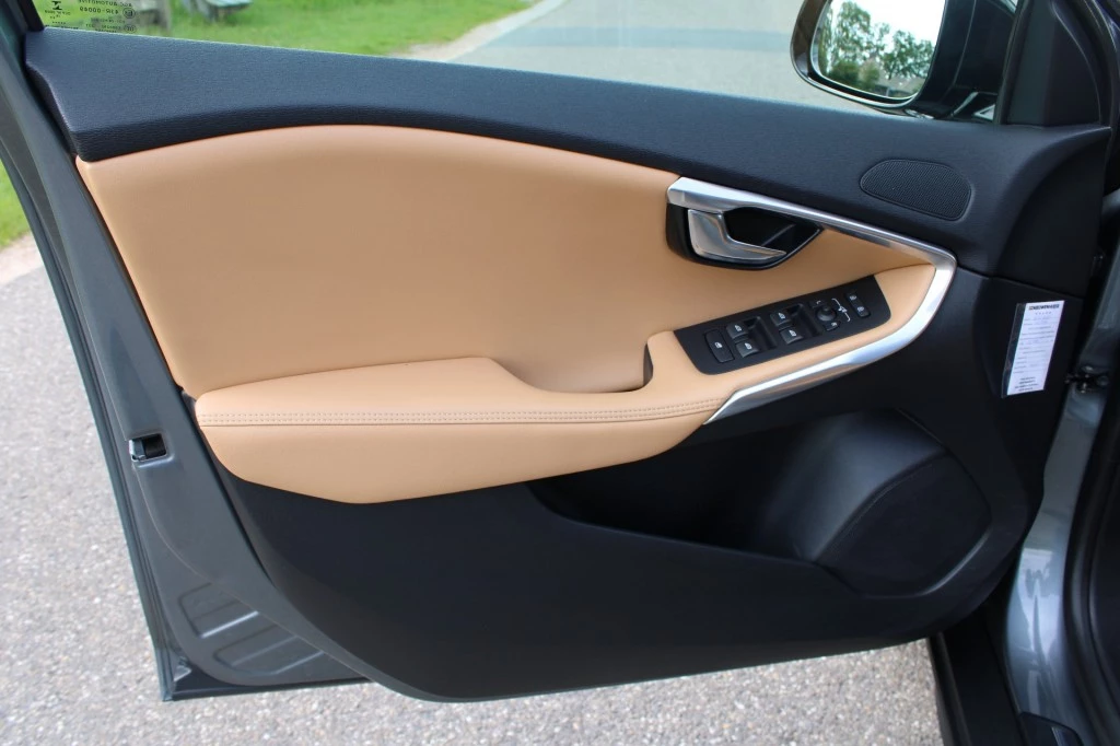Volvo V40 – foto 25