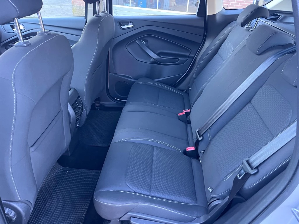 Ford Kuga – foto 29