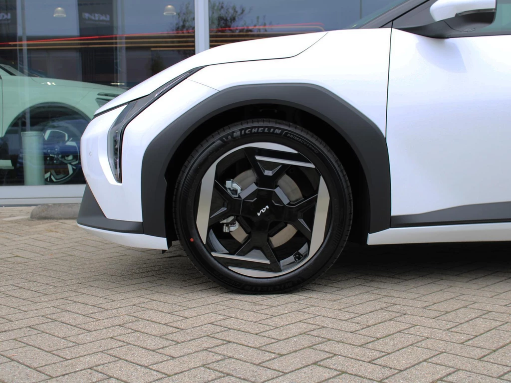 Kia EV4 – foto 9