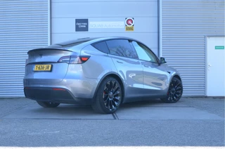 Tesla Model Y – thumbnail 3