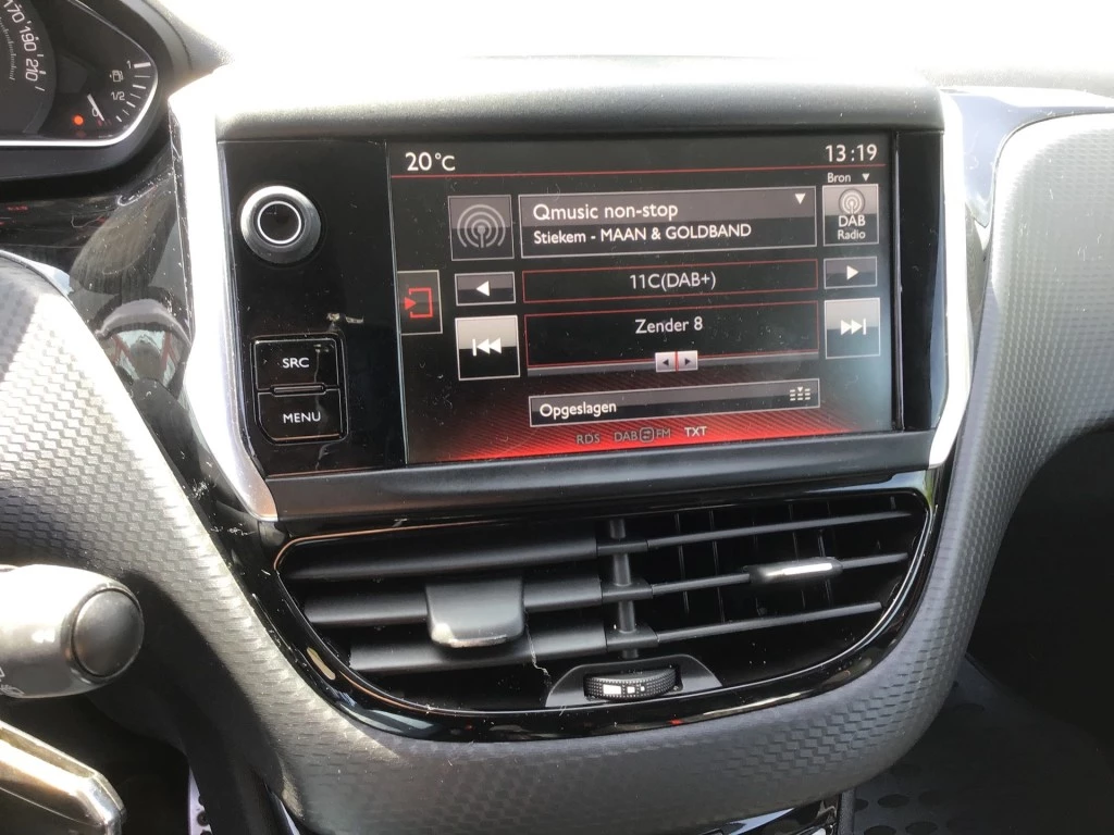 Peugeot 208 – foto 14