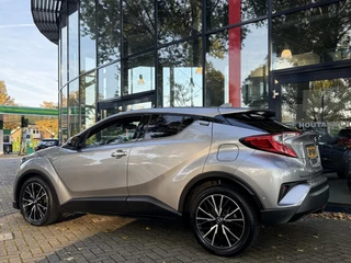 Toyota C-HR – thumbnail 3