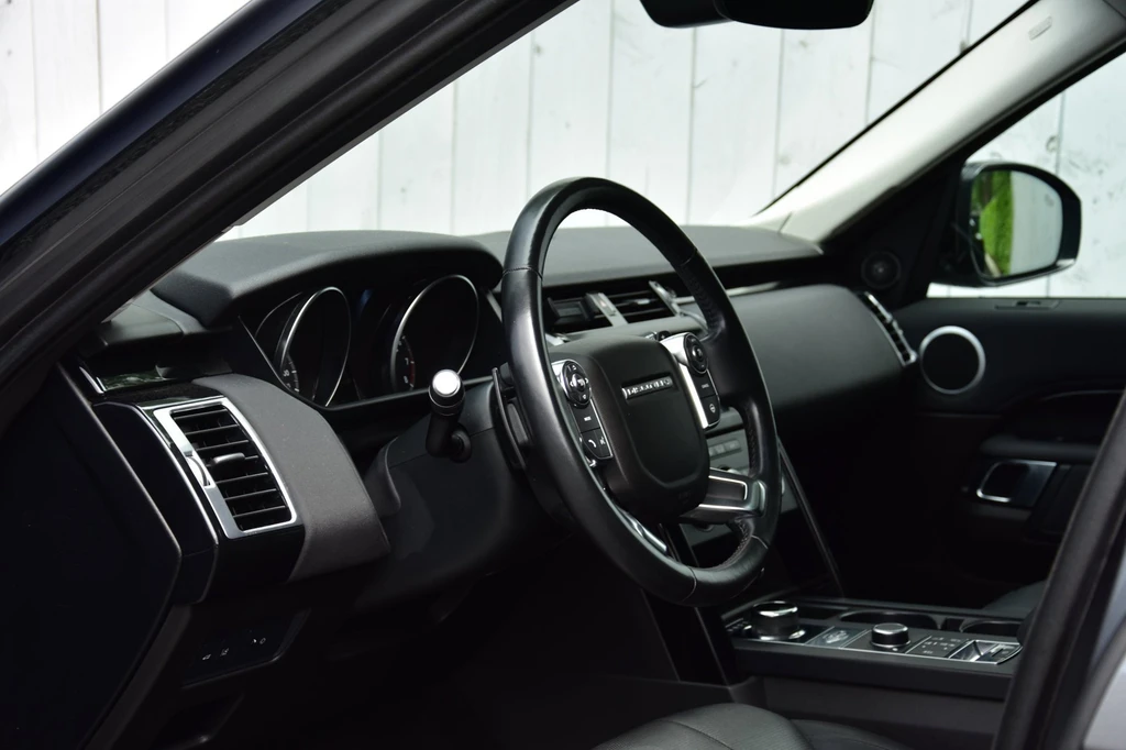 Land Rover Discovery – foto 8