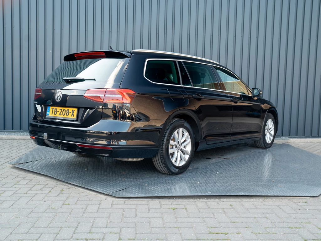 Volkswagen Passat – foto 11