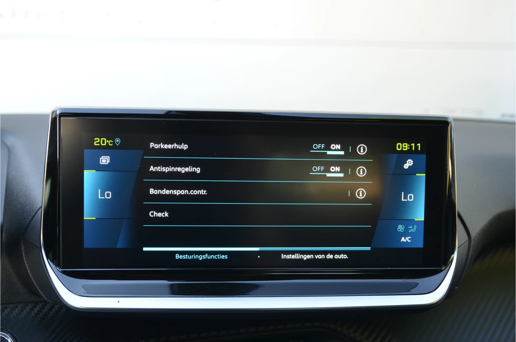 Peugeot e-208 – foto 18