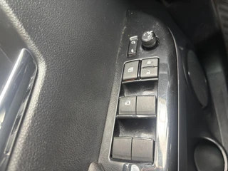 Toyota Hilux – thumbnail 22