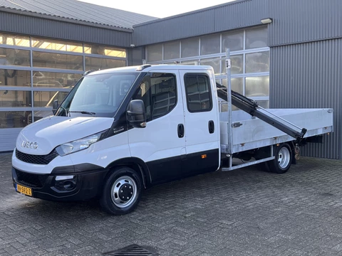 Iveco Daily 35C17 3.0 410 170PK Automaat Himatic Palfinger Laadkraan Airco Cruise controle Trekhaak 3500kg trekgewicht 2-Persoons Open laadbak Pick-up P-up Bakwagen 1e eigenaar Euro 5