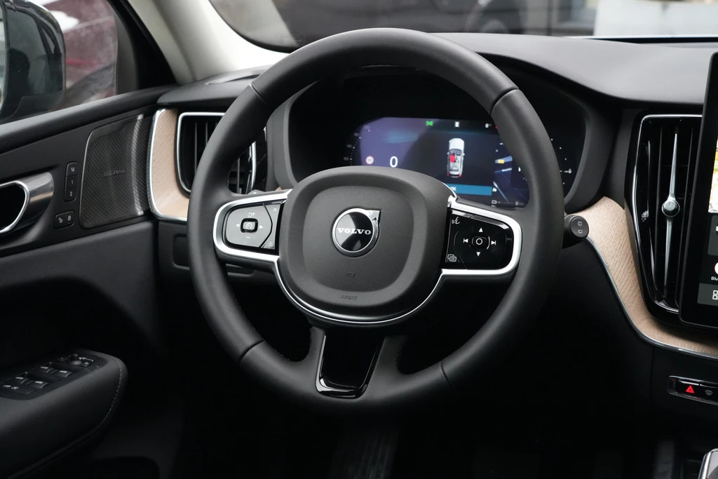 Volvo XC60 – foto 9