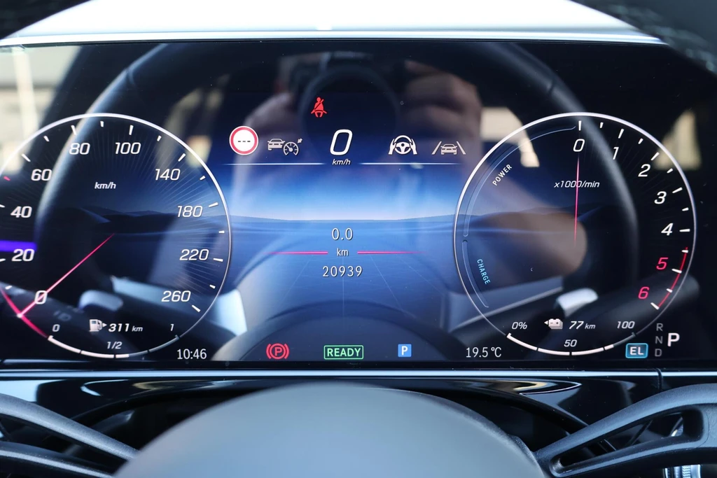 Mercedes-Benz E-Klasse – foto 31