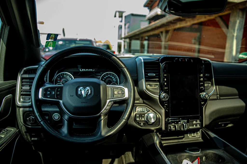 Dodge Ram 1500 – foto 16