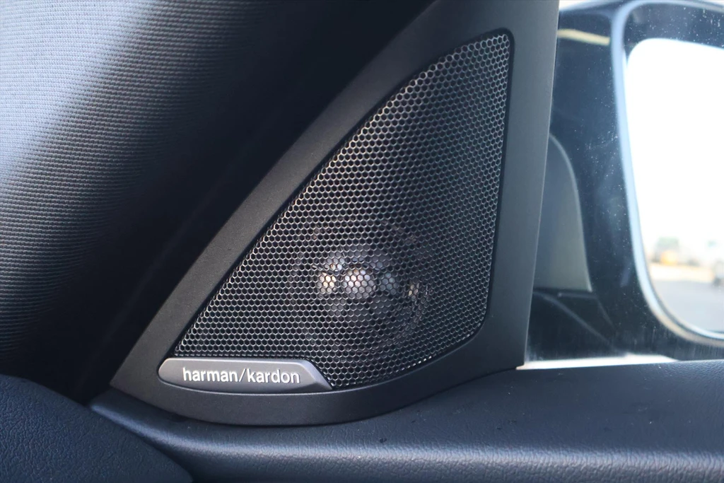BMW i4 – foto 11