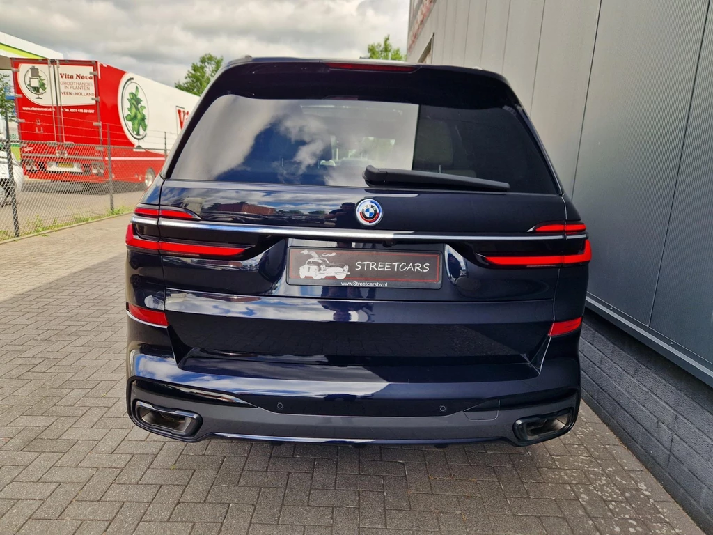 BMW X7 – foto 3