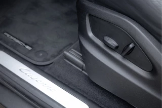 Porsche Cayenne – thumbnail 25