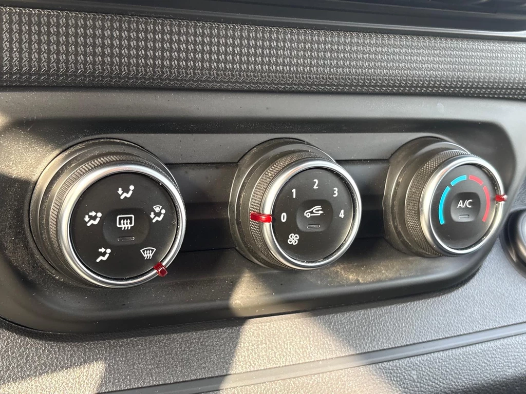 Renault Trafic – foto 19