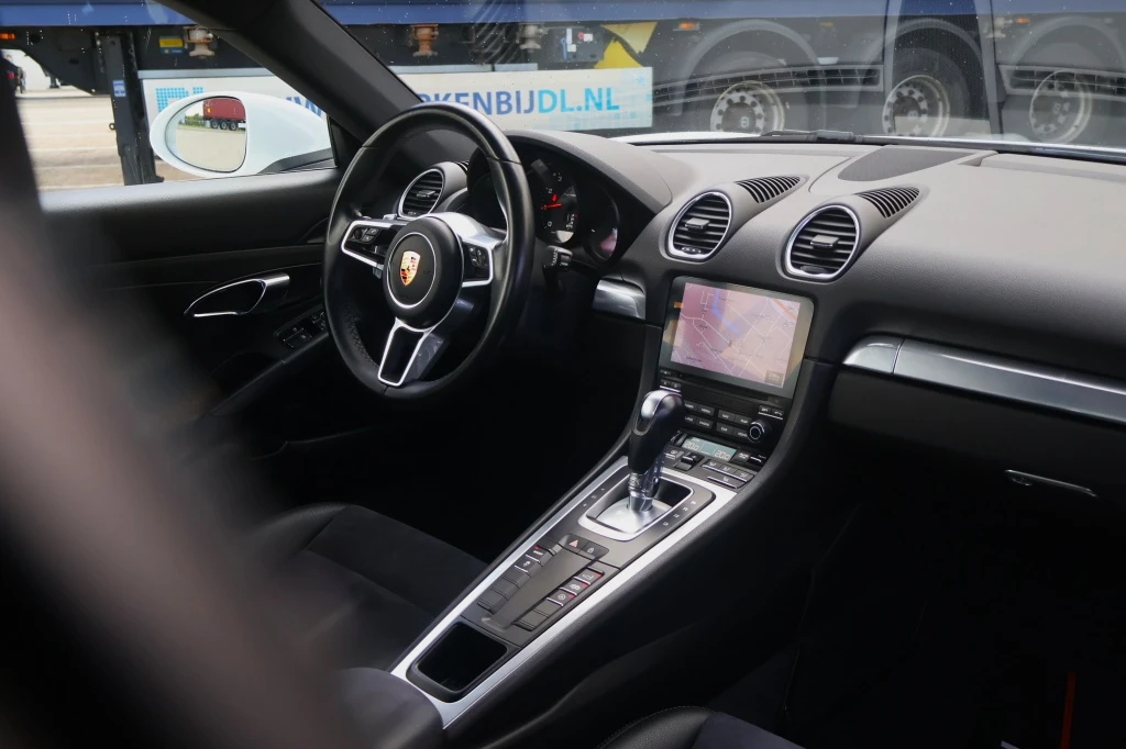 Porsche 718 – foto 9