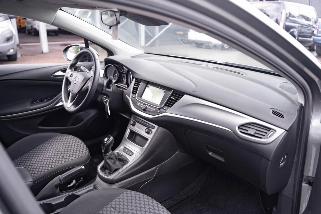 Opel Astra – foto 30