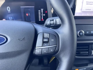 Ford Transit Courier – thumbnail 13