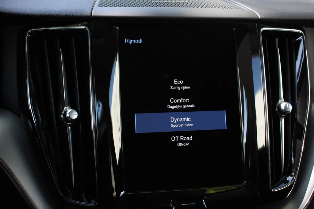 Volvo XC60 – foto 16