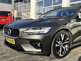 Volvo V60 – thumbnail 2