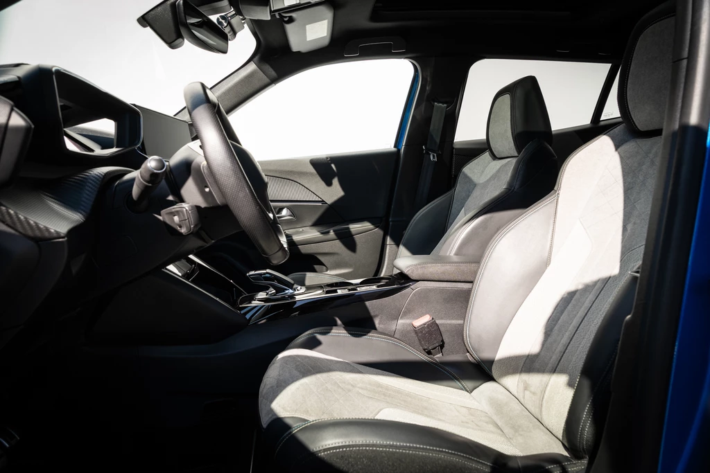 Peugeot e-2008 – foto 20