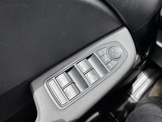 Renault Clio – thumbnail 19