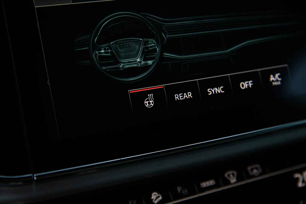 Audi Q8 – foto 32